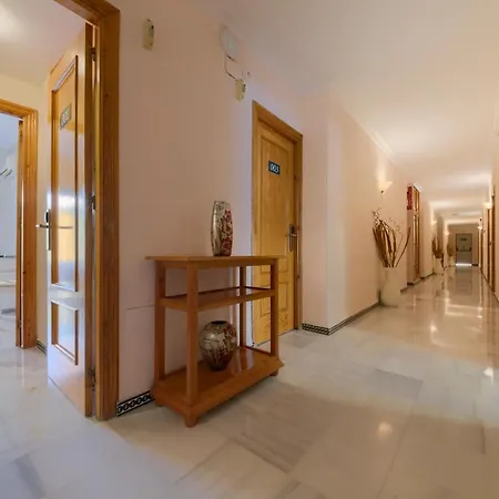 Hotel Torre De Guzmanes La Algaba