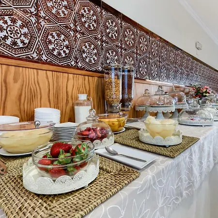 Torre De Guzmanes Hotel 3*