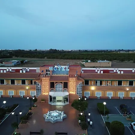 Hotel Torre De Guzmanes 3*